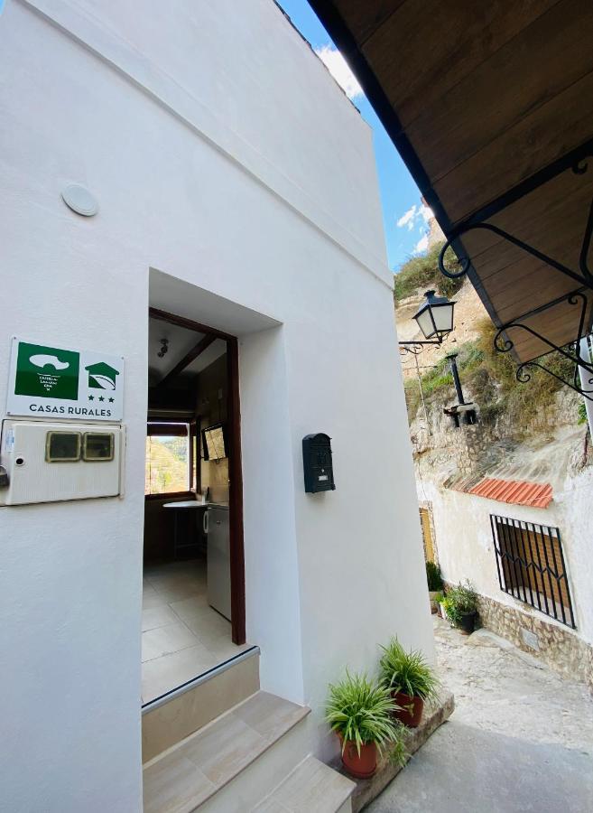 Casa Rural Los Amaneceres Alcala del Jucar Bagian luar foto